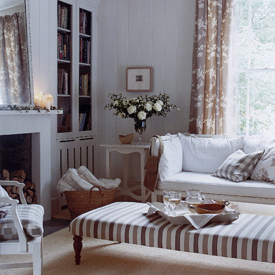 Traditional-style living room | Living room | PHOTO GALLERY | Homes & Gardens | Housetohome