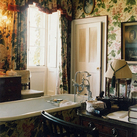 Ensuite bathroom in guest bedroom | housetohome.co.uk