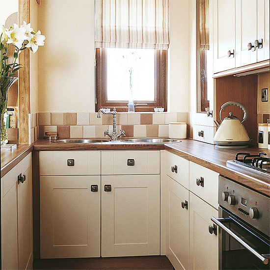 Small country-style kitchen | Kitchen design | Decorating ideas ...