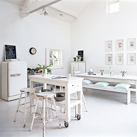 White farmhouse kitchen | Kitchen | PHOTO GALLERY | Housetohome