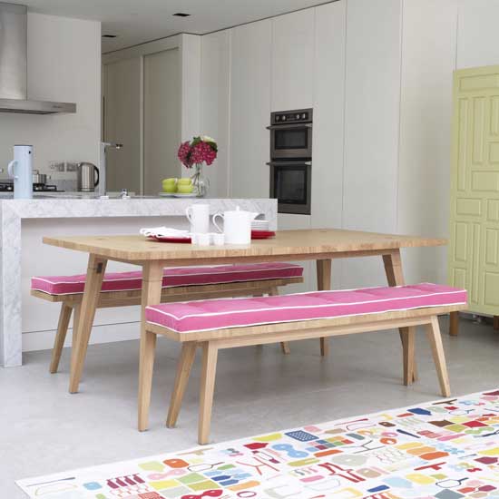 Colourful kitchen-diner | Family kitchen diners | dining furniture | Kitchen | PHOTO GALLERY | 25 Beautiful Homes | Housetohome