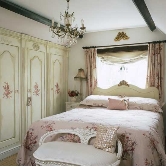 Vintage-style bedroom | Image | Housetohome.co.uk