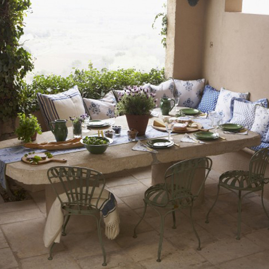 Provencal-style outdoor dining area