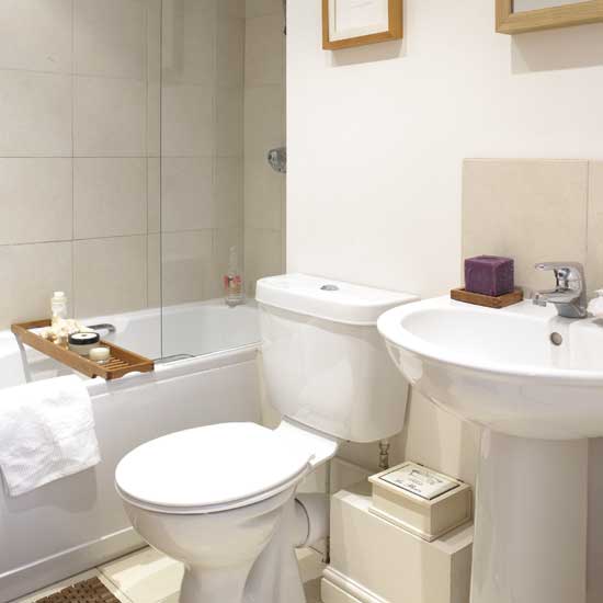 Small family bathroom Small family bathroom | Small bathroom design ideas | Bathroom decorating ideas | Bathroom storage | PHOTO GALLERY | Housetohome