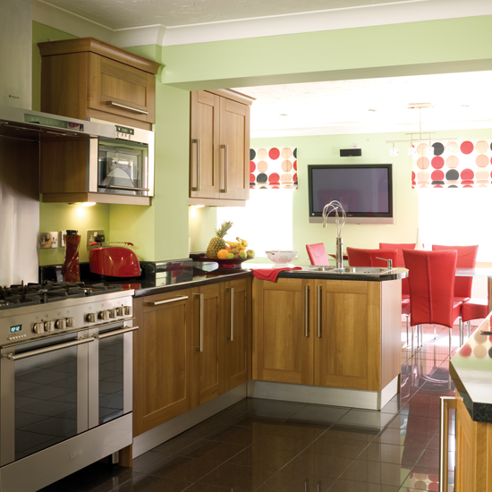 Red and green kitchen-diner Red and green kitchen | Kitchen extensions - 25 of the best | Kitchen planning | Beautiful Kitchens | PHOTO GALLERY