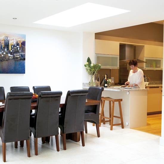 Light and spacious kitchen-diner Kitchen dining area | Kitchen extensions - 25 of the best | Kitchen planning | Beautiful Kitchens | PHOTO GALLERY