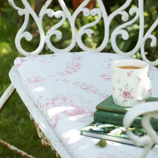 Vintage floral fabrics | Garden idea | Country garden | PHOTO GALLERY | Housetohome.co.uk