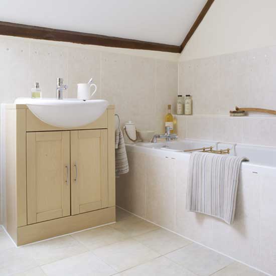 Neutral bathroom | Attic bathroom | Bathroom | PHOTO GALLERY | Housetohome.co.uk