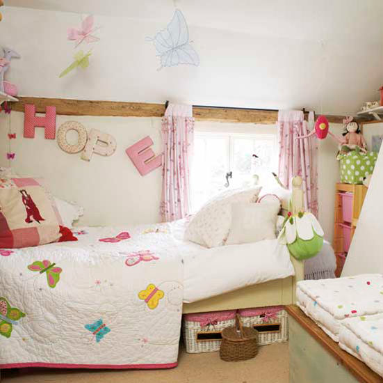 Colourful bedroom | Girls' bedroom ideas | Children's bedrooms | PHOTO GALLERY | Housetohome.co.uk