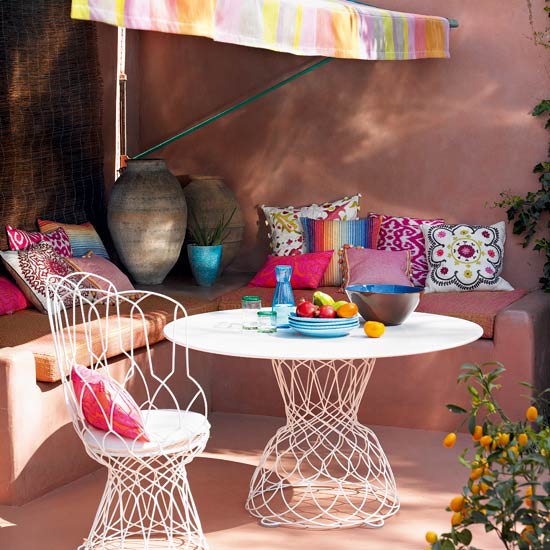 Exotic corner outdoor seating area