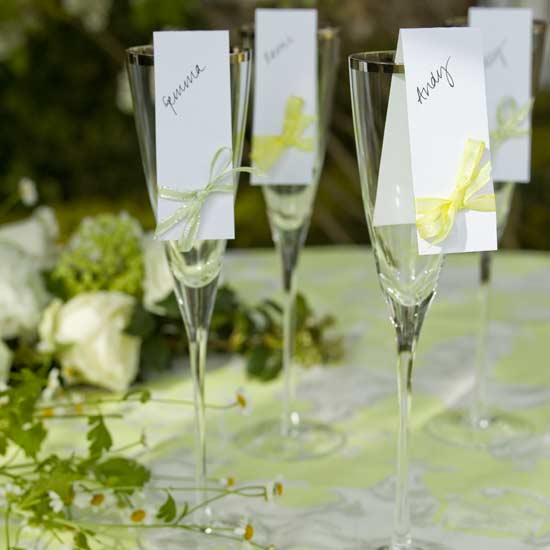 Make pretty place cards Make pretty place cards | Garden party ideas | Outdoor dining | Garden decoration | PHOTO GALLERY