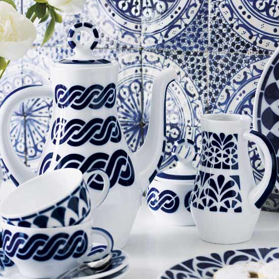 Add patterned tiles | Design ideas: decorate with blue and white | Tableware | Decorating Ideas | PHOTO GALLERY | Housetohome.co.uk