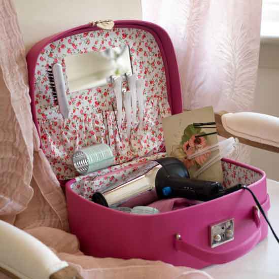 Get ready for the weekend Pretty pink vanity case | Dressing room ideas | Bedroom designs | Bedroom storage | PHOTO GALLERY | Housetohome.co.uk