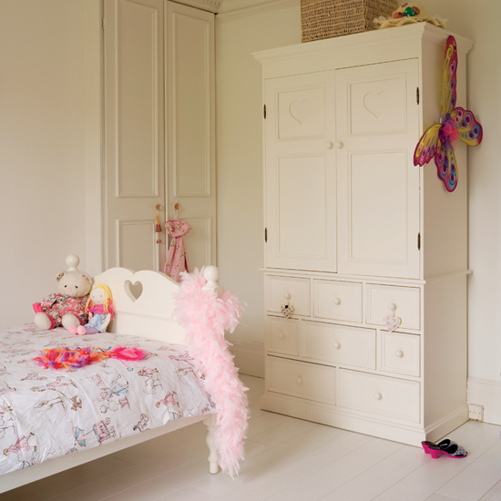 Relaxing girly bedroom | Girls' bedroom ideas | Children's bedrooms | PHOTO GALLERY | Housetohome.co.uk