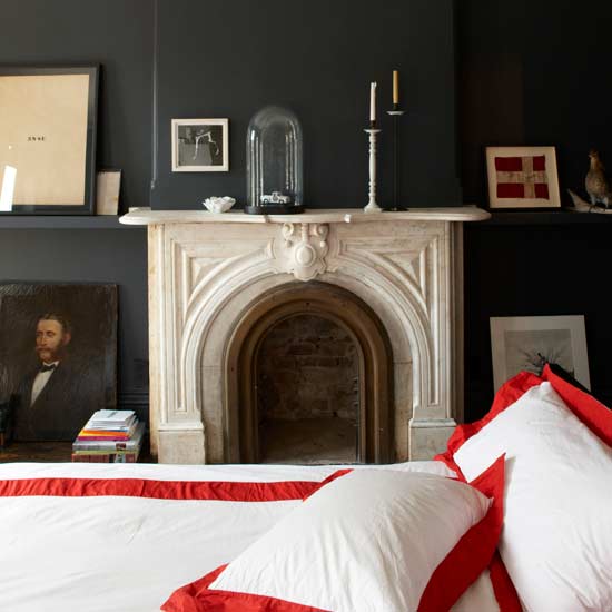 Dramatic bedroom