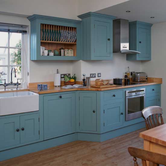 Vibrant Shaker kitchen | Shaker kitchens | Kitchen design ideas ...