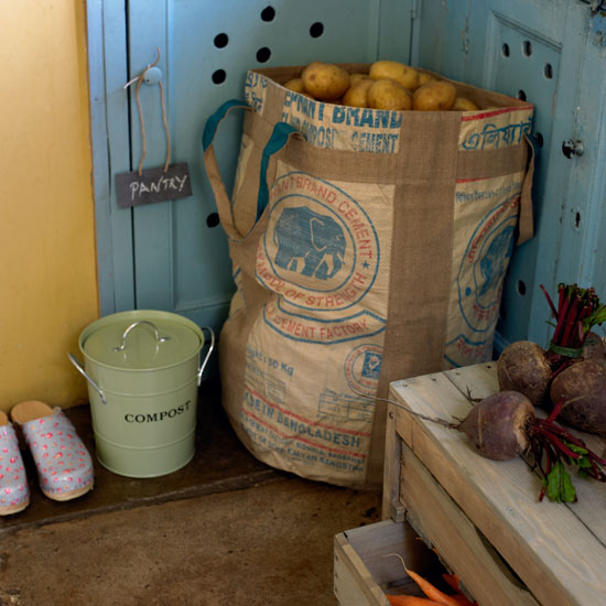 Store your vegetables wisely Store your vegetables wisely | Pantry | Food storage | Country style | How to create the perfect pantry | PHOTO GALLERY | Housetohome.co.uk
