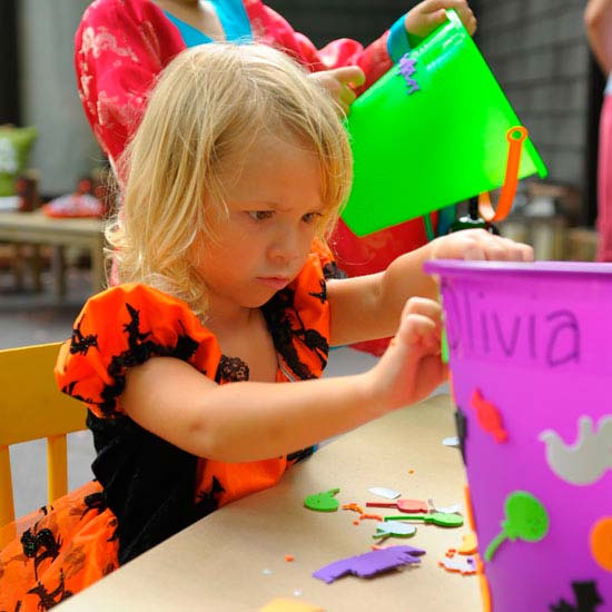Make Halloween pots for little trick-or-treaters to carry their sweets and chocolates
