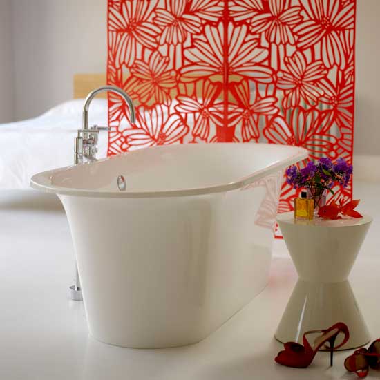 Create a statement centrepiece Bathroom screen | Bathroom ideas | Bathroom designs | Bathroom design | PHOTO GALLERY | housetohome.co.uk
