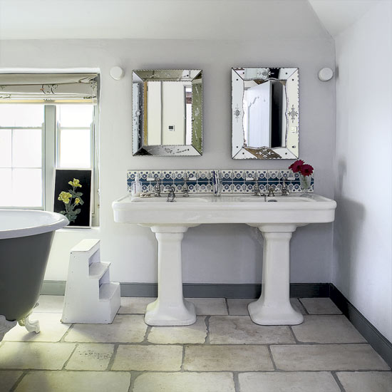 Bathroom decorating ideas Bathroom | Cottage style decorating | House Tour | PHOTO GALLERY | Housetohome.co.uk