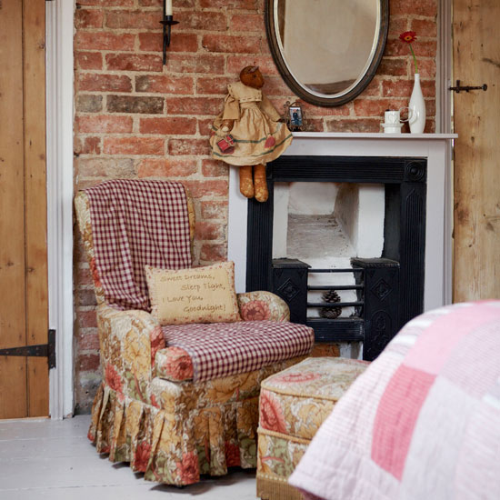 Cosy living room Country-style decorating | Country cottage | PHOTO GALLERY | Housetohome.co.uk