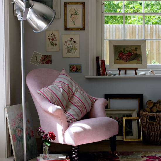 Rest your feet | How to create a craft room in 9 steps | Crafts | Crafts | PHOTO GALLERY | Housetohome.co.uk