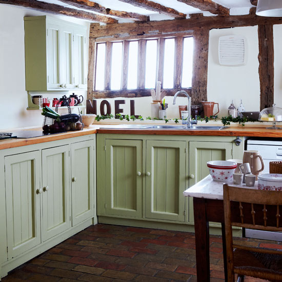 Kitchen | Christmas country cottage | Christmas decorating ideas | PHOTO GALLERY | Housetohome.co.uk