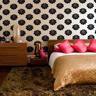 Start a new decade with a brand new decorating scheme. We've quizzed the expert for their key looks for 2010