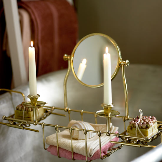 Antique bath tray | Bathroom finishing touches | Bathroom accessories | PHOTO GALLERY | Housetohome