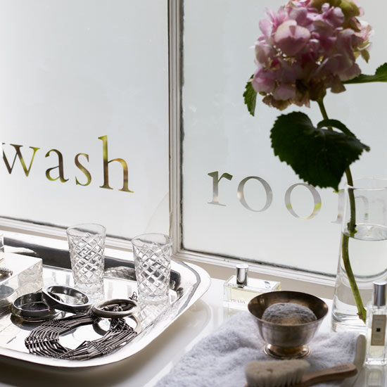 Update your windows Bathroom window | Decorating ideas | Weekend decorating projects | PHOTO GALLERY | housetohome.co.uk