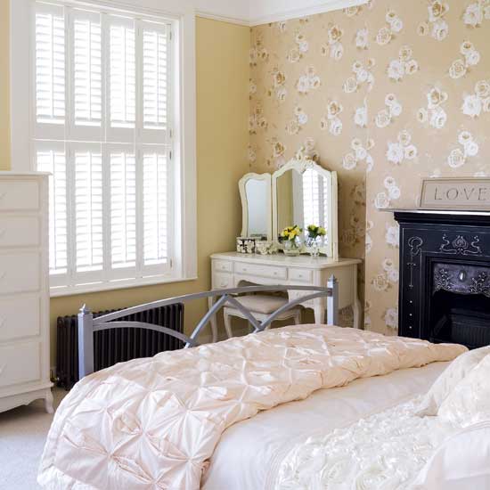 Feminine bedroom | Bedroom designs | Wallpaper | housetohome.co.uk