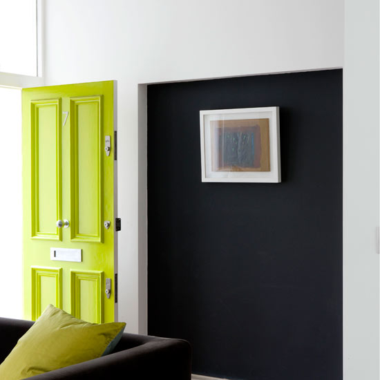 Repaint woodwork Front door | Decorating ideas | Weekend decorating projects | PHOTO GALLERY | housetohome.co.uk