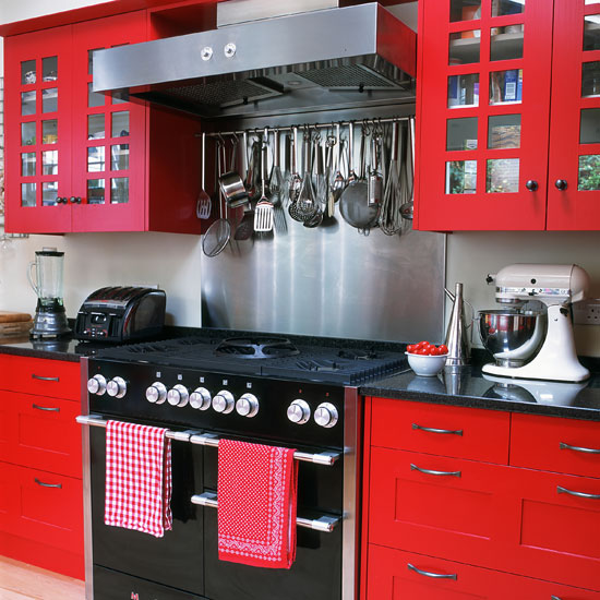 Accessible storage | Small kitchen design | PHOTO GALLERY | Beautiful Kitchens | Housetohome.co.uk