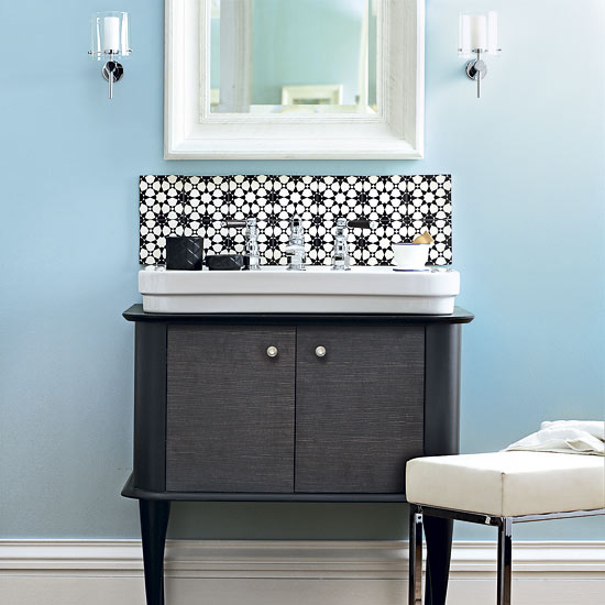 Create a focal point Create a focal point | Sophisticated bathroom deorating ideas | PHOTO GALLERY | Housetohome.co.uk