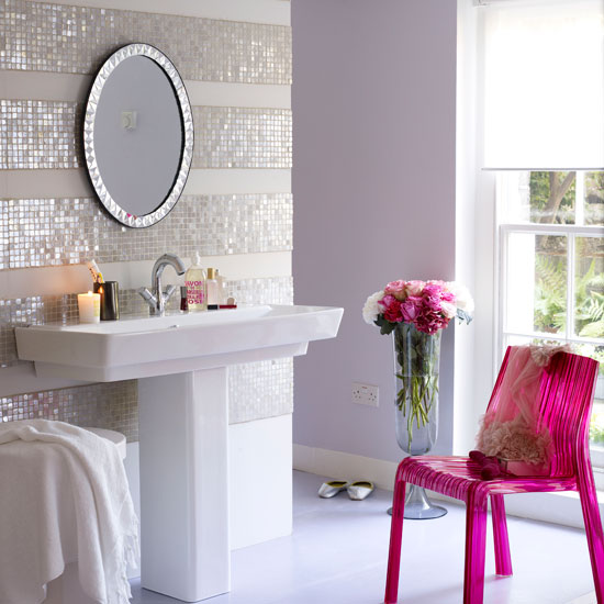 Shimmering bathroom tiles | Bathroom design ideas | Bathrooom | PHOTO GALLERY | Livingetc