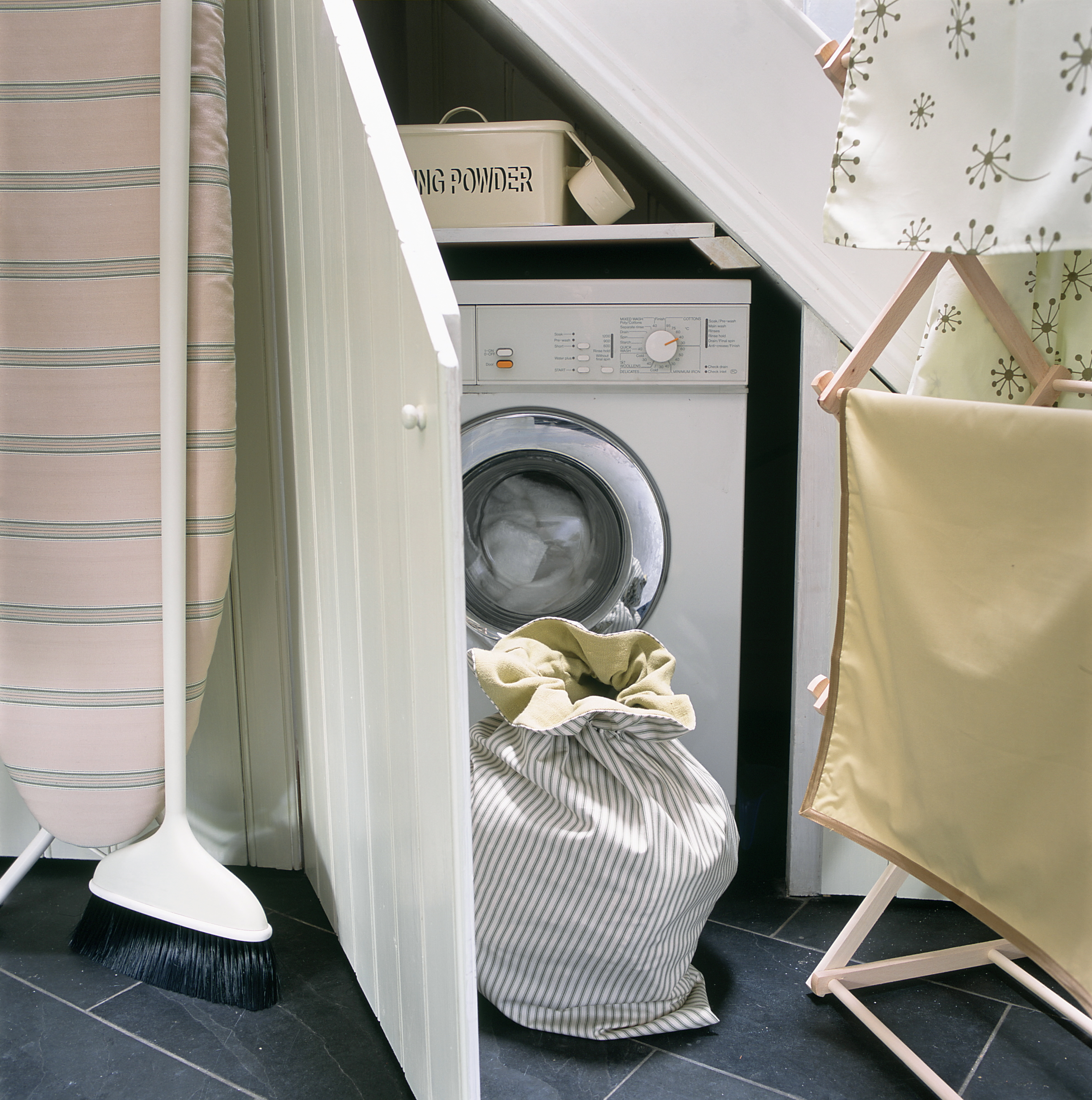Under-stair utility room | Utility rooms | laundry room design ideas | PHOTO GALLERY