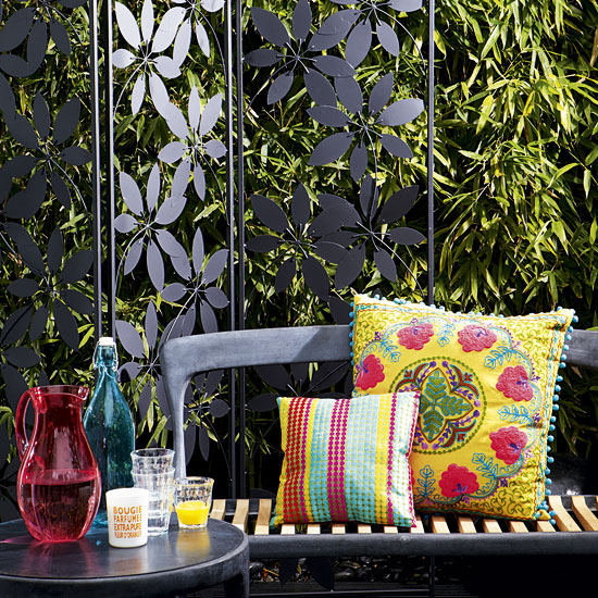 A garden screen | Small garden ideas | Garden design ideas | Garden | PHOTO GALLERY | Housetohome.co.uk