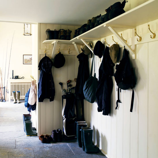 Cloakroom hallway | Country hallways | Decorating ideas for hallways | PHOTO GALLERY | Housetohome