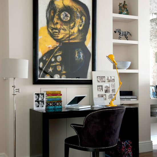Home office with artwork | Modern home offices | Home office schemes | Contemporary home offices | SEE PHOTO GALLERY | Livingetc