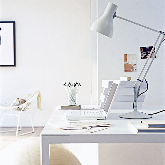 White home office | Modern home offices | Home office schemes | Contemporary home offices | SEE PHOTO GALLERY | Livingetc