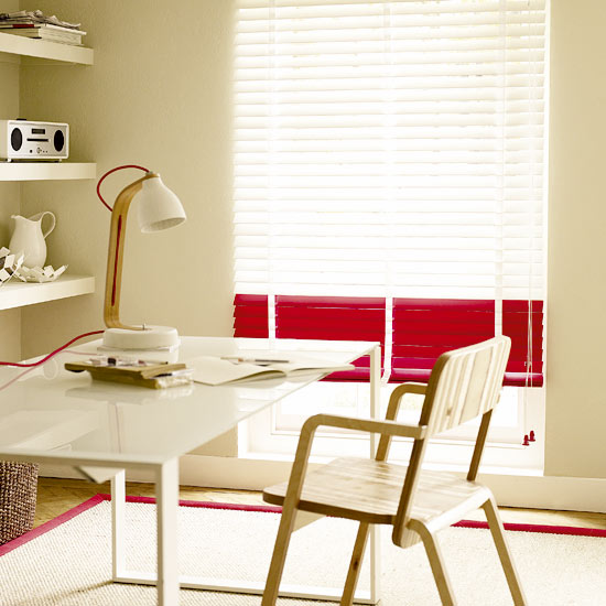 Home office with bright accents | Modern home offices | Home office schemes | Contemporary home offices | SEE PHOTO GALLERY | Livingetc