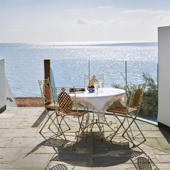 Terrace garden with seaside view Terrace garden with seaside view | Garden seating | image