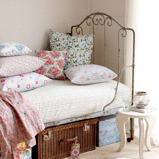 Ditzy floral fabrics | Bedroom ideas for teenage girls | Decorating ideas for girls rooms | PHOTO GALLERY | Housetohome