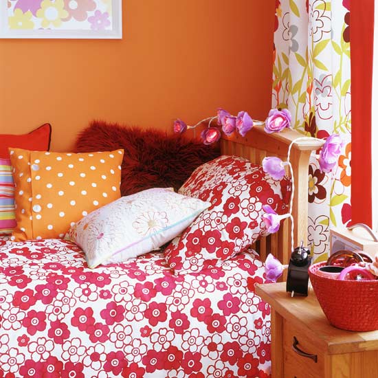 Mix and match bedroom | Bedroom ideas for teenage girls | Decorating ideas for girls rooms | PHOTO GALLERY | Housetohome
