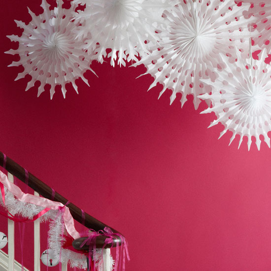 Play with bold colours and textures | How to decorate your hallway for Christmas | Christmas decorating ideas | PHOTO GALLERY | Housetohome