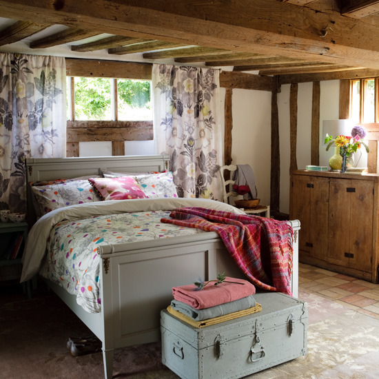 Cosy country bedroom | Bedroom decorating ideas | Beds | housetohome ...