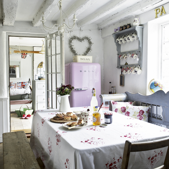 White country-style kitchen-diner White country-style kitchen-diner | open plan kitchen | kitchen design | PHOTO GALLERY | Housetohome.co.uk
