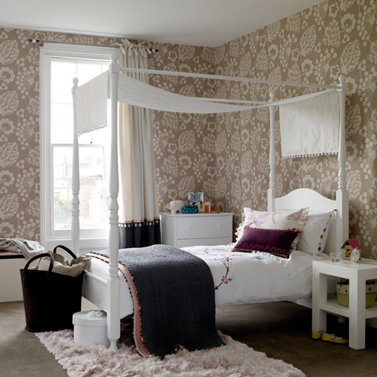 Girl's neutral floral bedroom | Children's rooms - best of 2010 | Children's bedrooms | PHOTO GALLERY