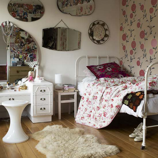 Girl's vintage bedroom | Children's rooms - best of 2010 | Children's bedrooms | PHOTO GALLERY