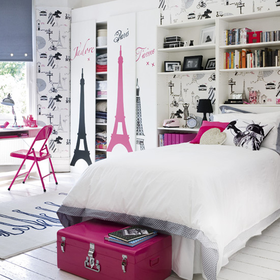 Girl's Parisienne bedroom | Children's rooms - best of 2010 | Children's bedrooms | PHOTO GALLERY